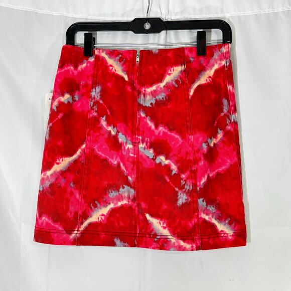 NWT Free People Modern Femme Novelty Skirt – Red Tie-Dye Size 6 - Picture 3 of 5